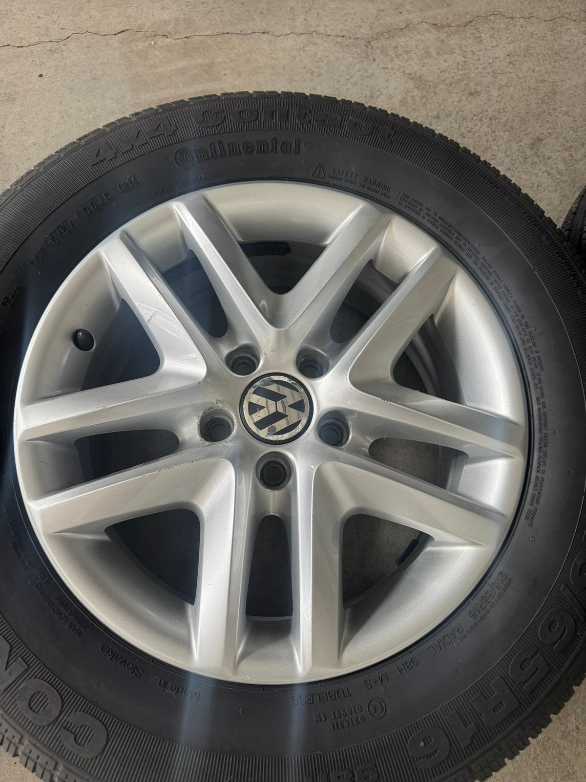 VW 16 inch velgen  + Continental 215/65 R16, Ophalen, 215 mm, 16 inch, Zomerbanden