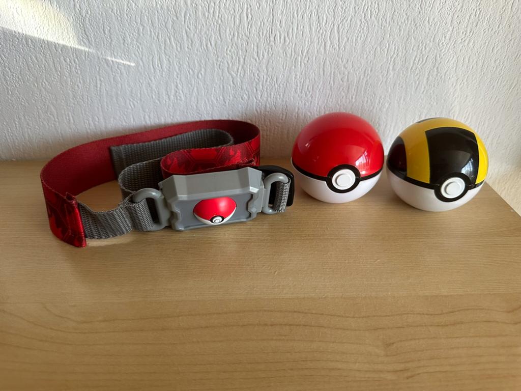 Tomy Pokémon riem + Pokeballen zonder figuurtje, Ophalen of Verzenden, Zo goed als nieuw