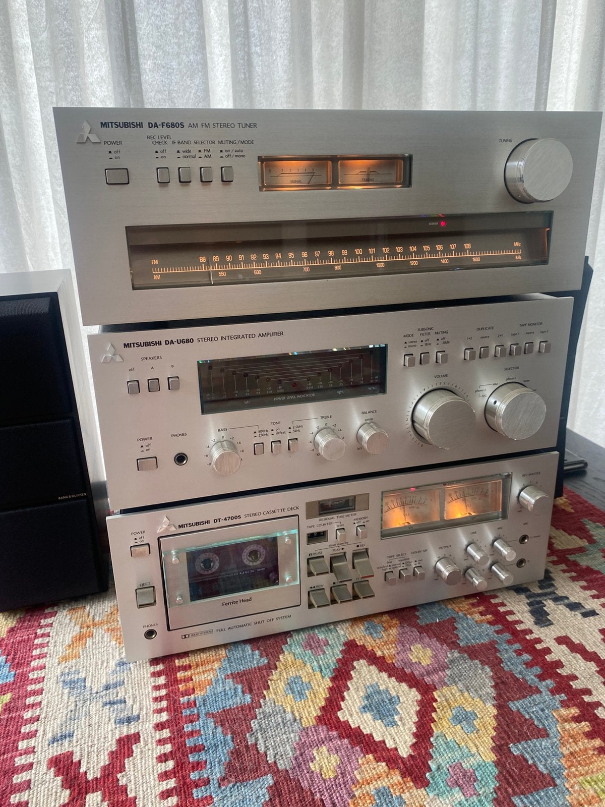Mitsubishi set, Tuner of Radio, Losse componenten, Zo goed als nieuw, Ophalen