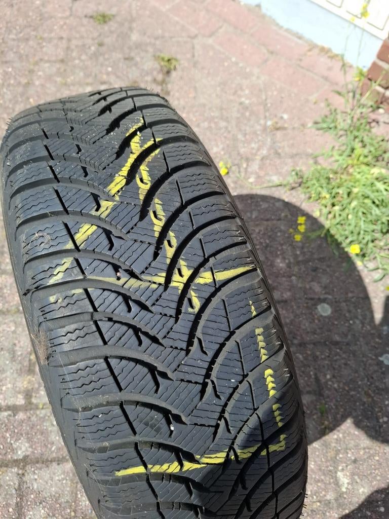 Winterbanden voor Citroën C3 - Michelin Alpin, Auto-onderdelen, Banden en Velgen, Ophalen, Gebruikt, 15 inch, Banden en Velgen