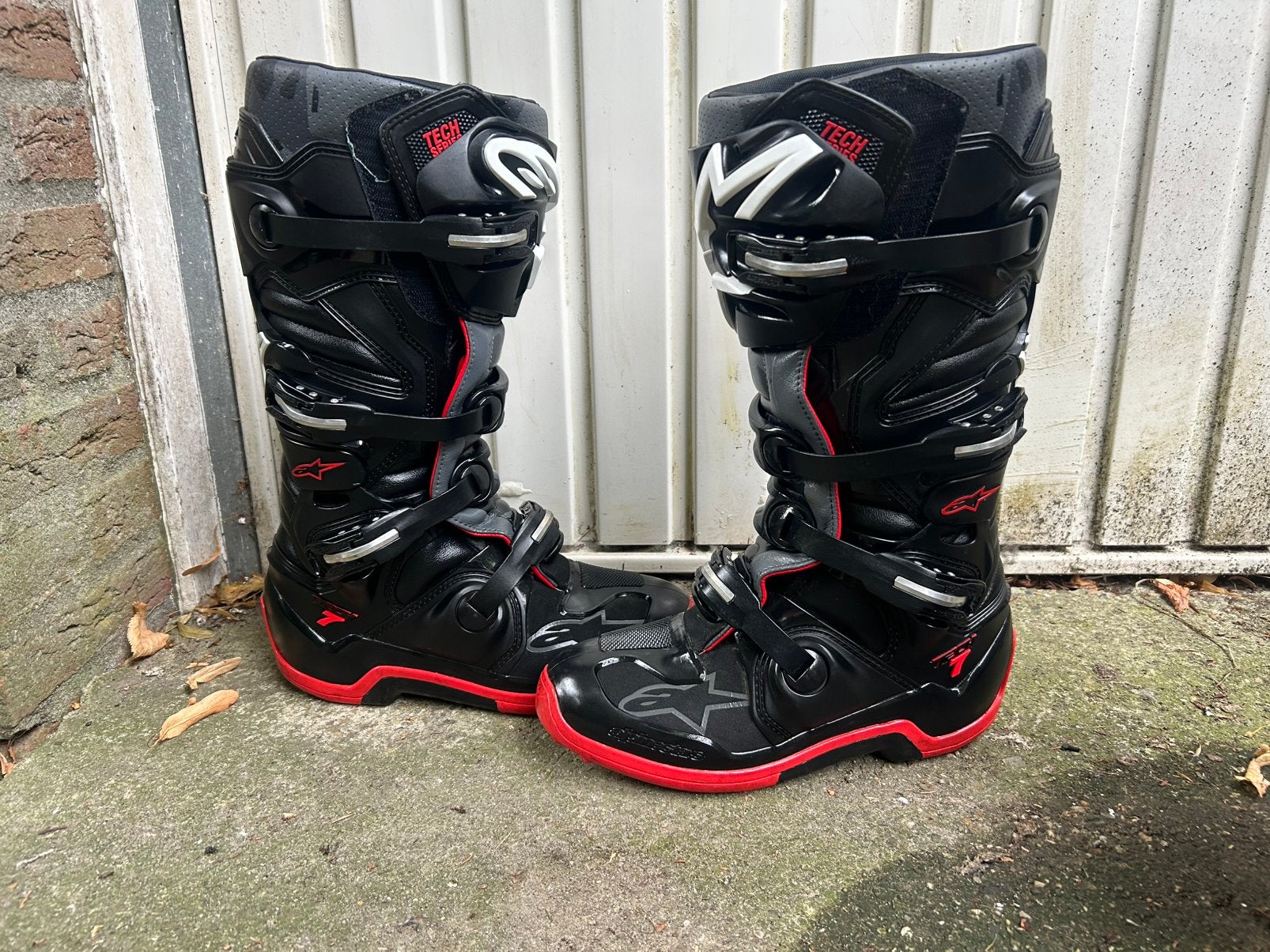 Alpinestars Tech 7 Crosslaarzen – Zwart/Rood – Maat 43, Motoren, Kleding | Motorkleding, Ophalen of Verzenden, Tweedehands, Laarzen