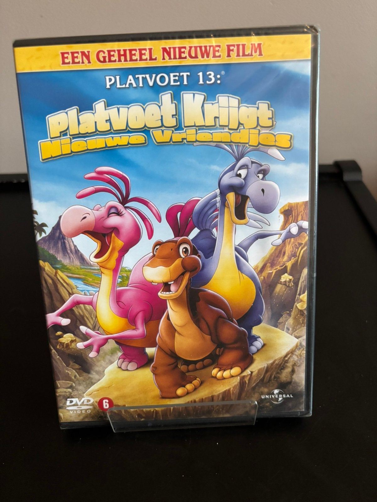 Platvoet krijgt nieuwe vriendjes, Alle leeftijden, Ophalen of Verzenden, Zo goed als nieuw