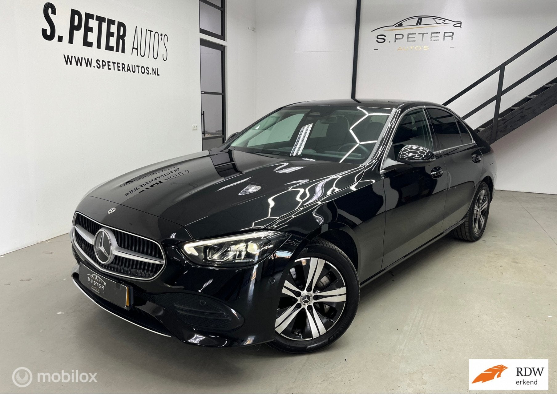 Mercedes C-klasse 300 e Luxury Line, Auto's, Automaat, Dealer onderhouden, Achterwielaandrijving, 4 cilinders
