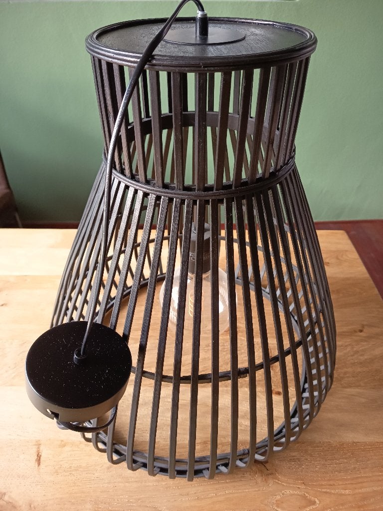 NIEUW! - zwarte bamboe hanglamp - mooie vintage-look!, Ophalen, Nieuw, E27 (groot)