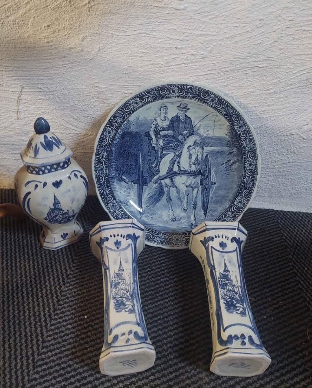 Delfts Blauw decoratieset: bord, pot en kandelaars, Ophalen