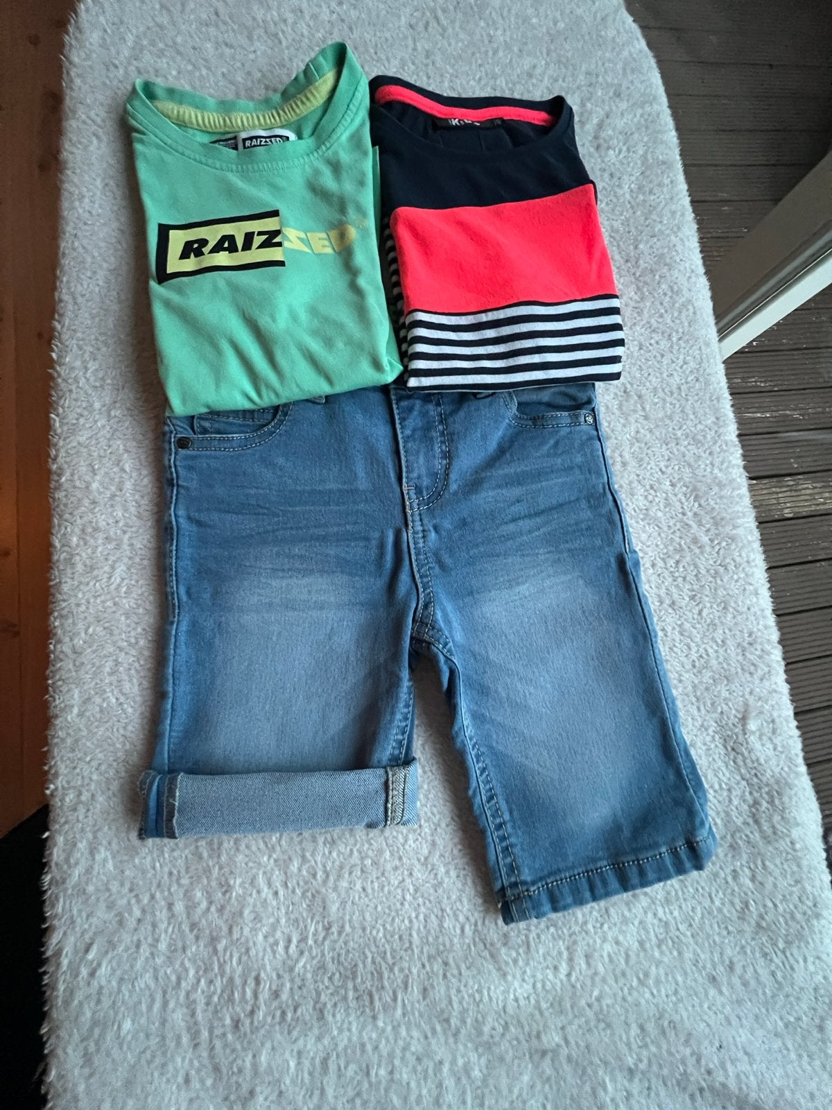 Zomerse set: T-shirt en korte broek voor jongens, Kinderen en Baby's, Kinderkleding | Maat 110, Ophalen of Verzenden, Gebruikt