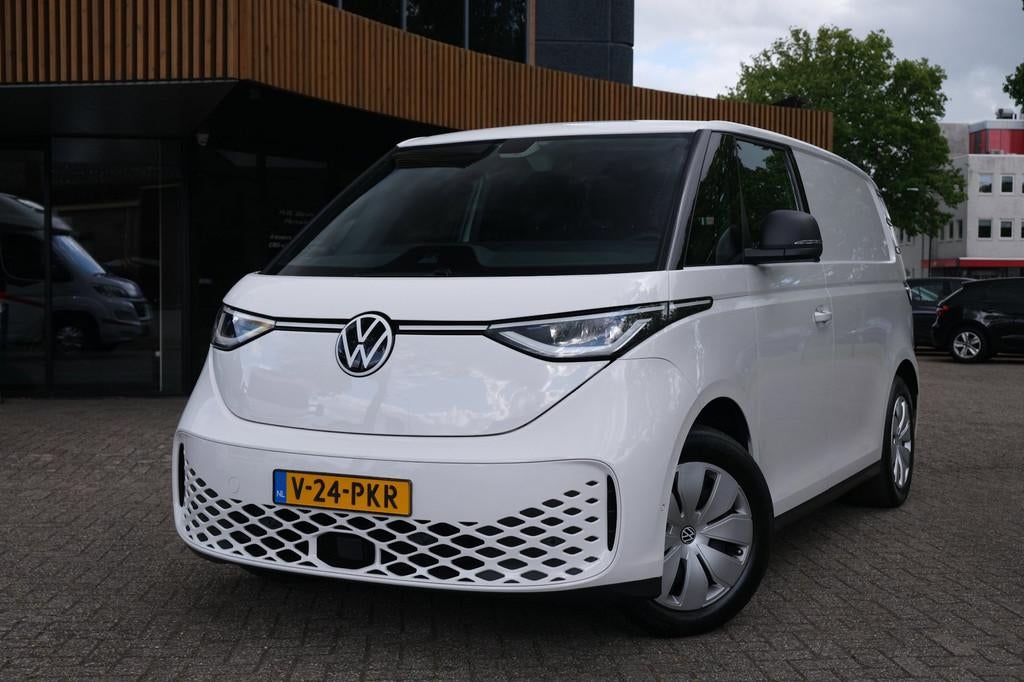 Volkswagen ID. Buzz Cargo 77 kWh|EXCL.BTW|Rijklaar!|Camera|T, Auto's, Bestelauto's, Gebruikt, Zwart, Volkswagen, Wit