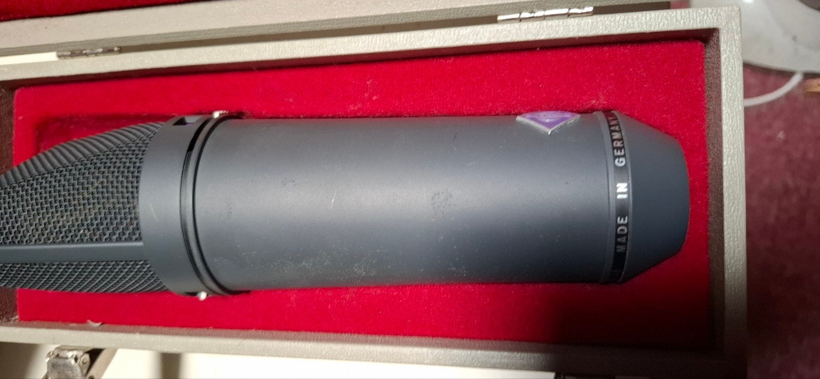 Neumann U87 Studiomicrofoon - Klassieke Kwaliteit, Muziek en Instrumenten, Microfoons, Ophalen of Verzenden, Gebruikt, Studiomicrofoon
