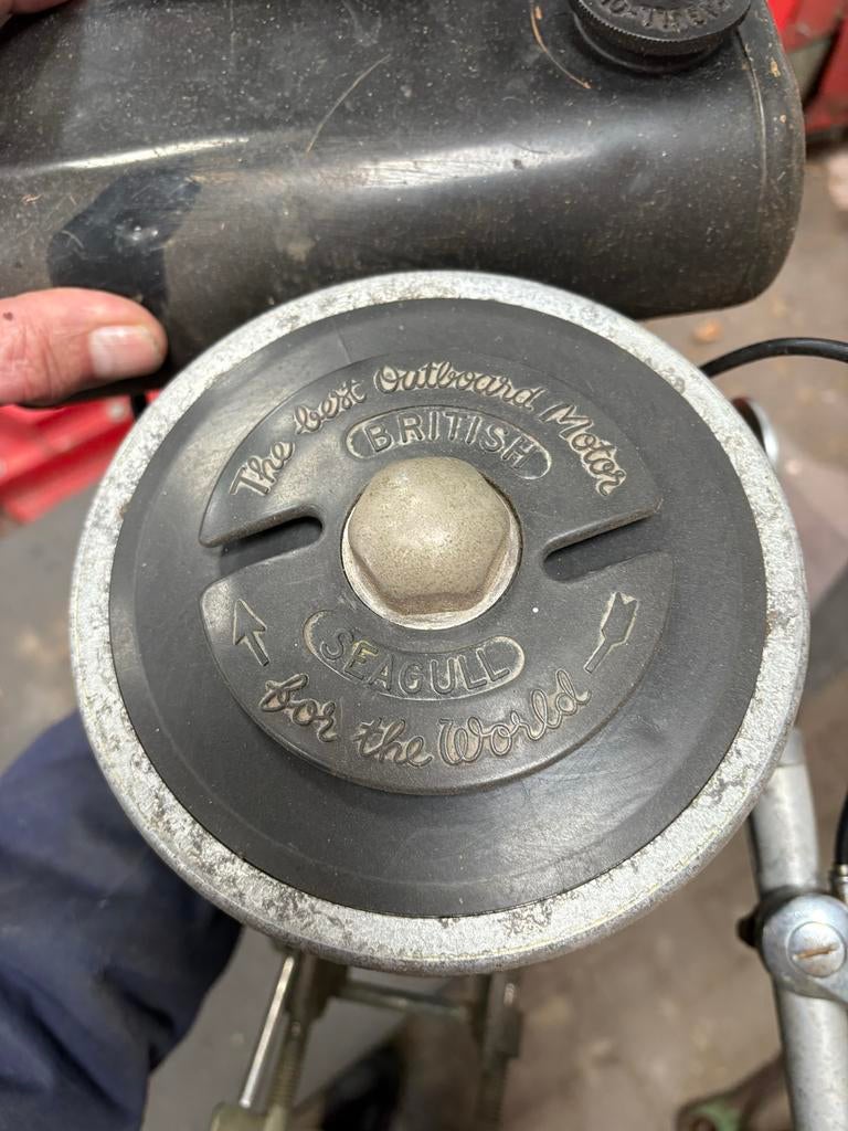 Vintage British Seagull Buitenboordmotor - Klassiek Model, Watersport en Boten, Bootonderdelen, Gebruikt, Motor en Techniek, Motorboot