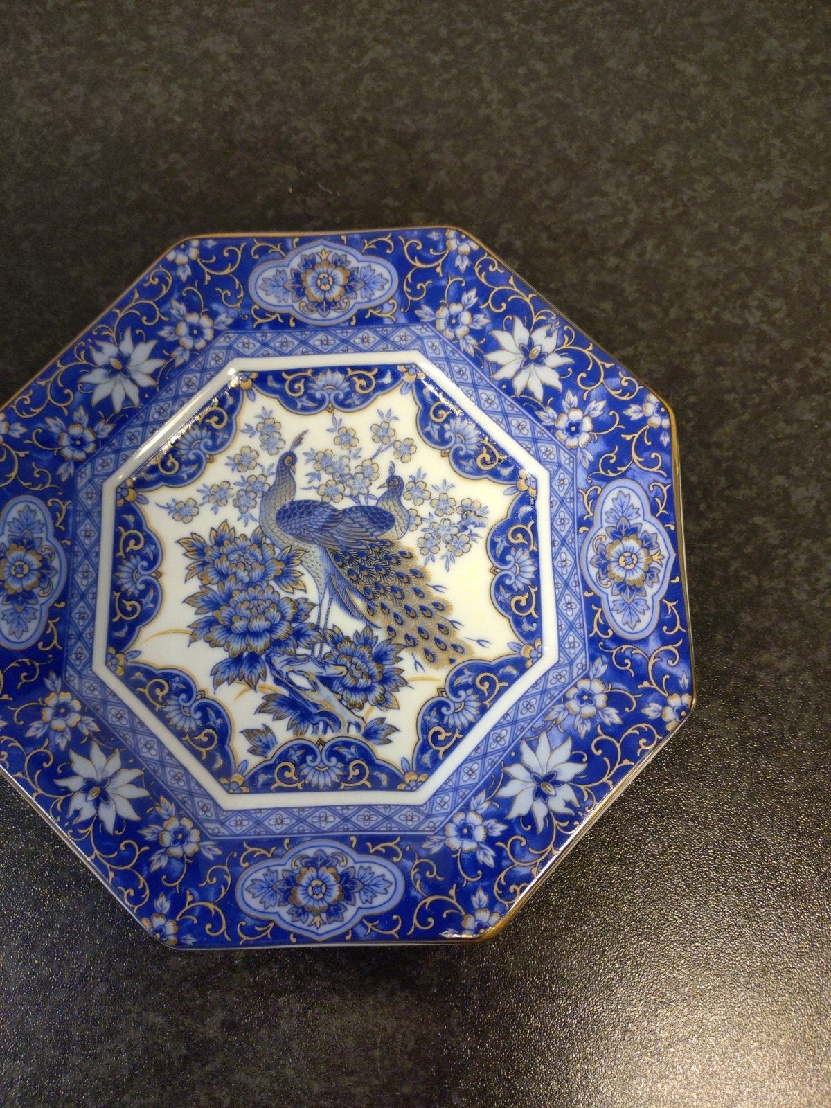 Decoratief bord met pauwen en bloemen, blauw-wit, Antiek en Kunst, Ophalen of Verzenden