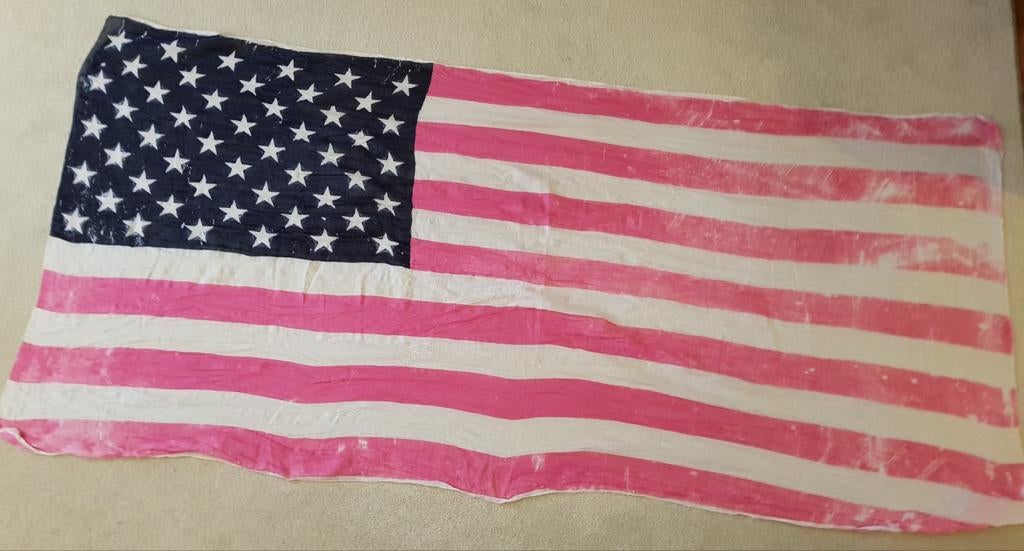 Overslag sjaal roze wit blauw mt L amerika usa brede sjalen, Verzenden, Zo goed als nieuw, Maat 42/44 (L), Sjaal