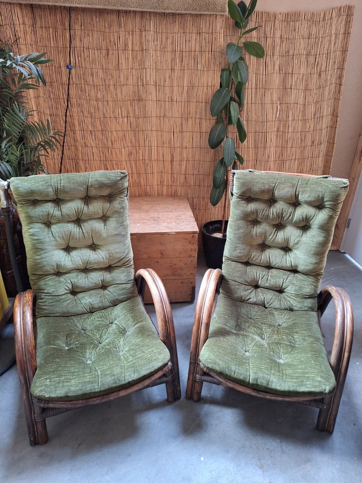 2 donker bruine retro fauteuils, Ophalen of Verzenden