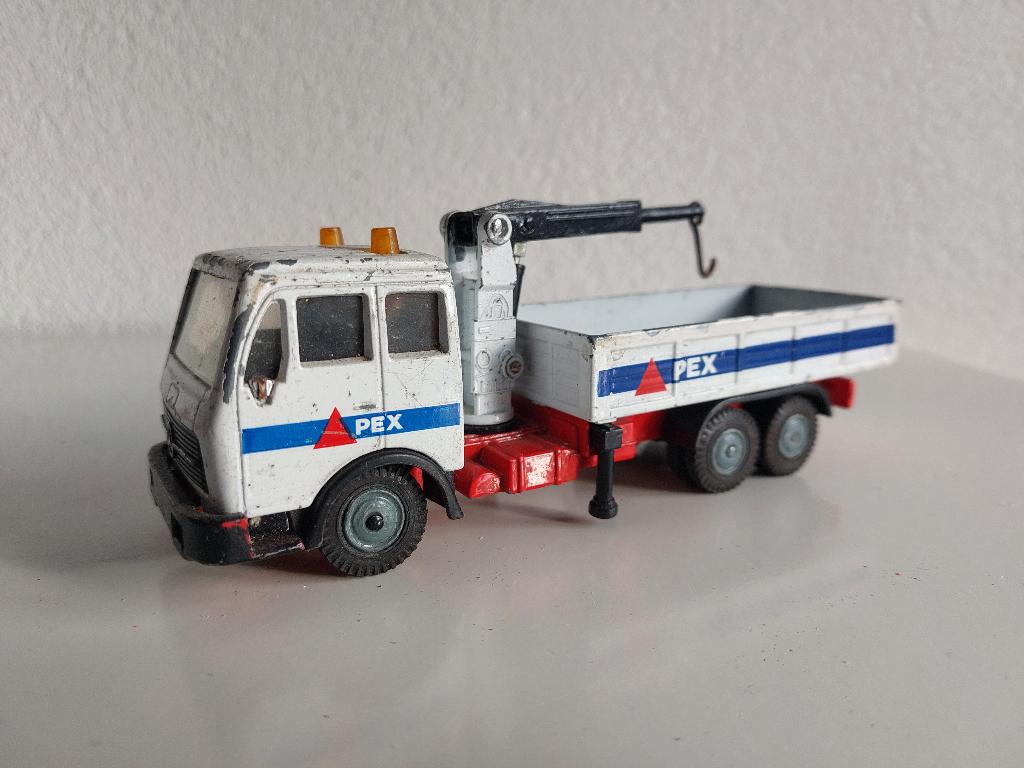 Matchbox Pex Crane Truck, Ophalen of Verzenden, Gebruikt, Bus of Vrachtwagen
