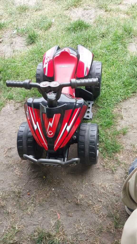 Kinderquad Rood/Zwart - Elektrisch, Ophalen of Verzenden, Gebruikt