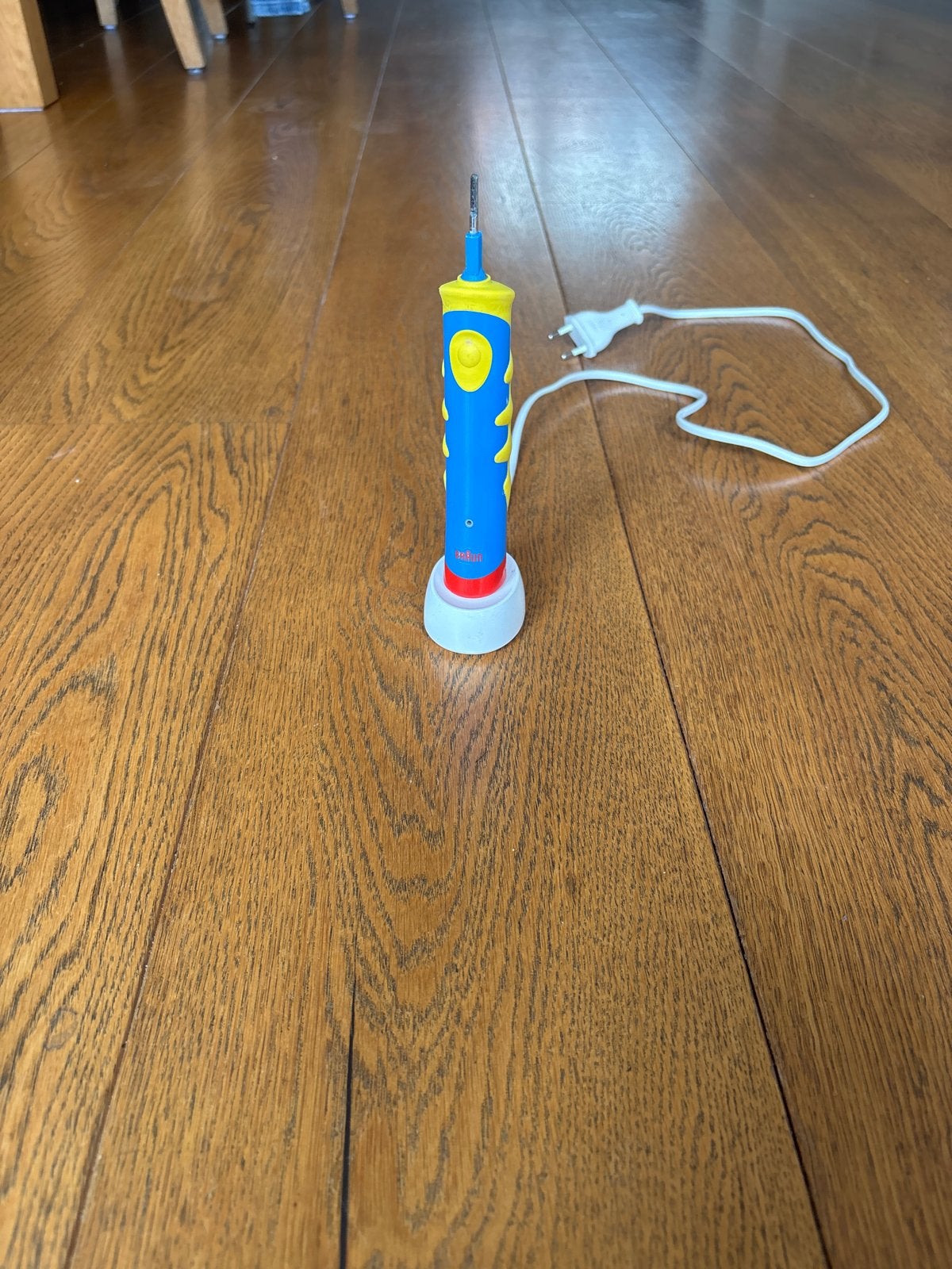 Oral-B elektrische tandenborstel voor kinderen, Ophalen, Gebruikt, Mondverzorging