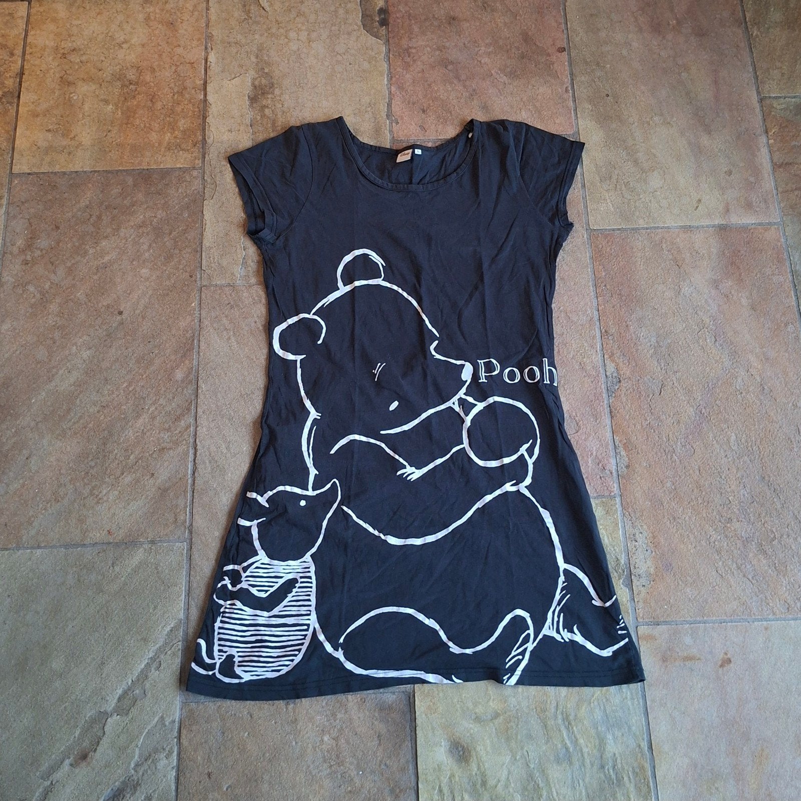 Zwart nachthemd Disney Winnie The Pooh maat L, Disney, Ophalen of Verzenden, Gedragen, Maat 42/44 (L)