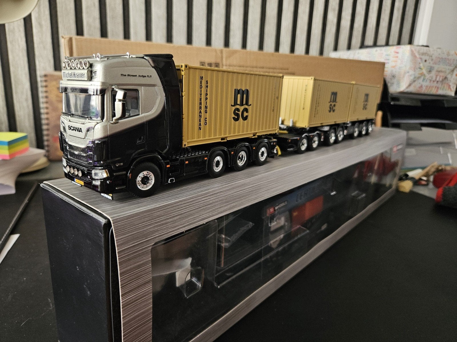 WSI Scania Michel Kramer, Hobby en Vrije tijd, Modelauto's | 1:50, Ophalen of Verzenden, Zo goed als nieuw, Bus of Vrachtwagen