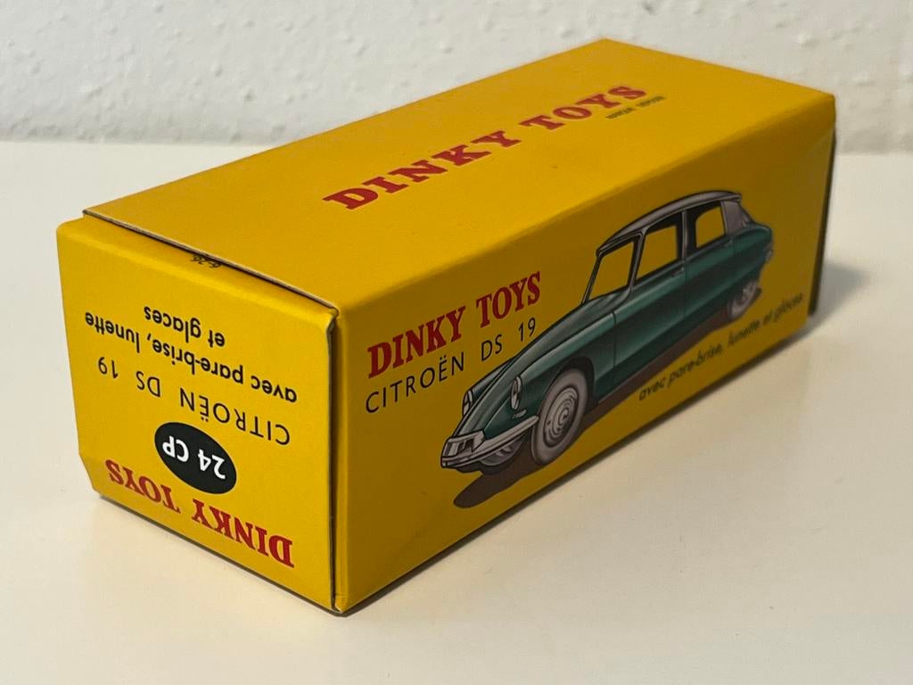 Modelauto 1:43 Dinky Toys 24CP Citroën snoek DS 19 + doos, Hobby en Vrije tijd, Verzenden, Zo goed als nieuw, Auto, Dinky Toys