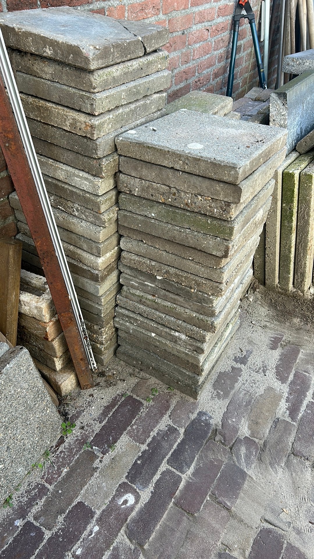 50x stoeptegel, Ophalen, Zo goed als nieuw, Beton, Terrastegels