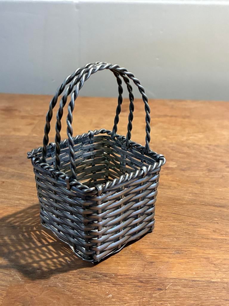 Miniatuur verzilverd mandje - Decoratief en uniek, Antiek en Kunst, Ophalen of Verzenden