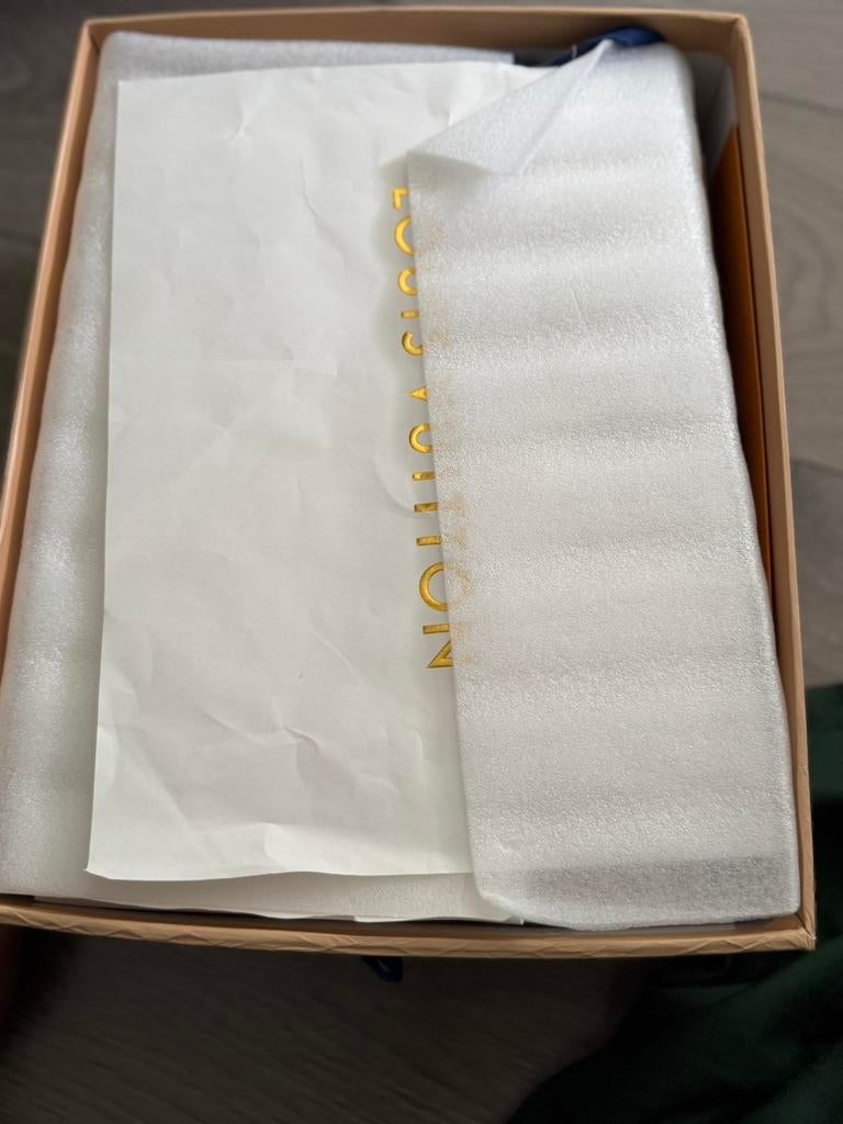 Louis Vuitton LV Trainer Sneaker Maat 43-44, Ophalen of Verzenden, Zo goed als nieuw, Wit, Sneakers of Gympen