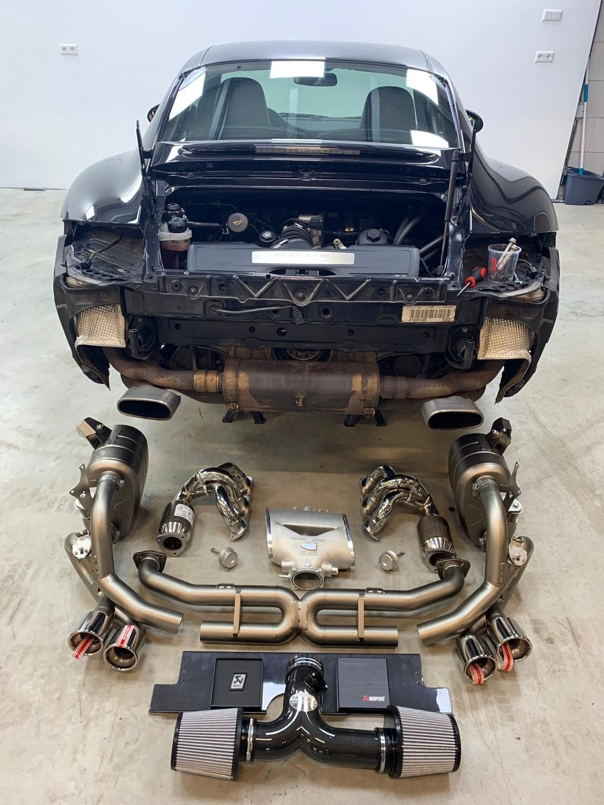 Porsche 911 3.6 Carrera 4 voor 65000,= euro aan VERNIEUWD, Auto's, Porsche, Automaat, Euro 5, Gebruikt, Zwart