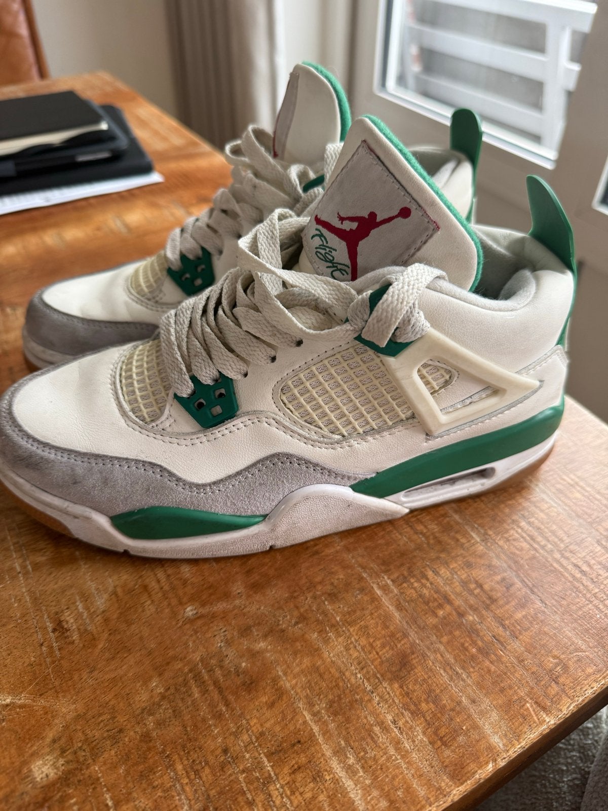 Nike Air Jordan 4 SB Pine Green - Dames Maat 39, Kleding | Dames, Schoenen, Wit, Ophalen of Verzenden, Sneakers of Gympen, Zo goed als nieuw