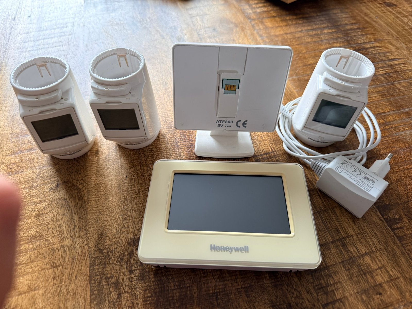 Complete set Honeywell Home Evohome, Ophalen of Verzenden, Slimme thermostaat, Gebruikt