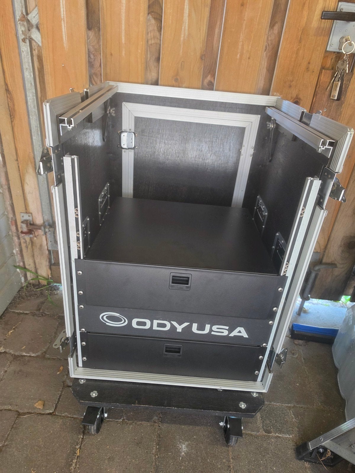 flightcase  met 2 grote  laden, Muziek en Instrumenten, Behuizingen en Koffers, Ophalen, Zo goed als nieuw, Overige instrumenten