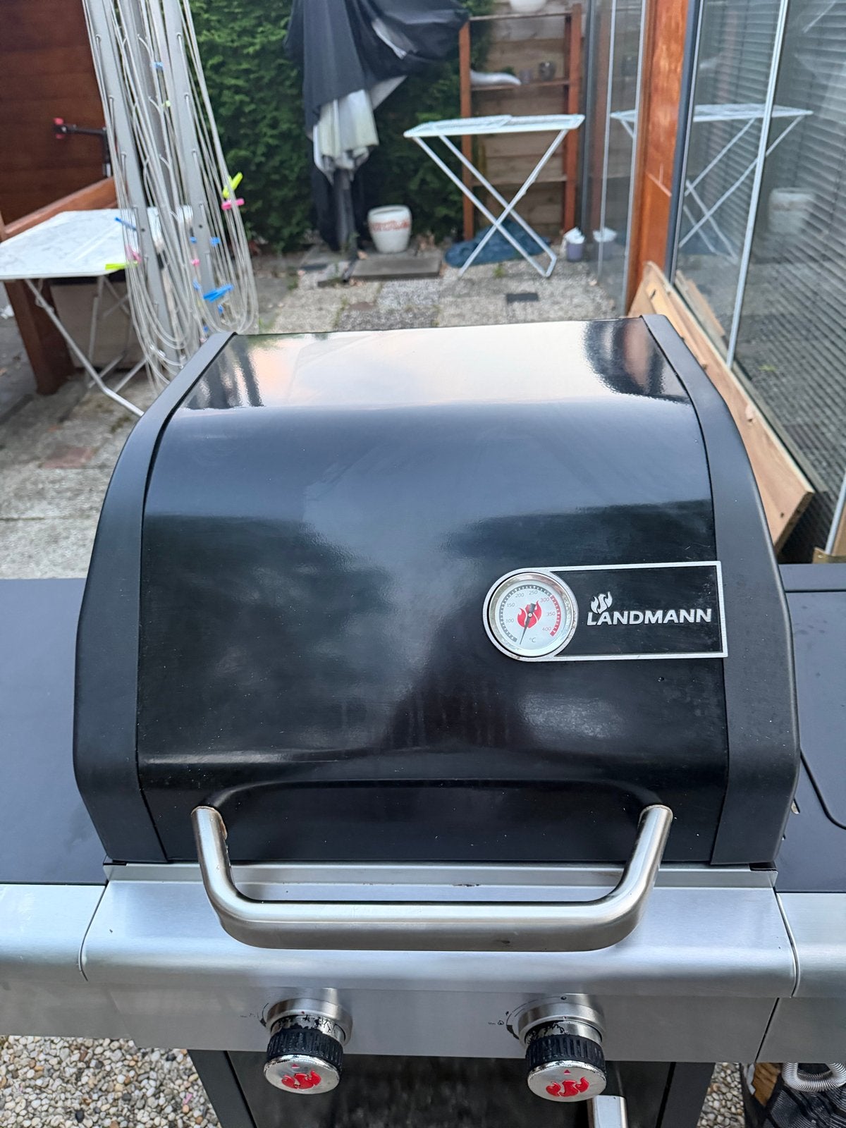 Landmann gasbarbecue met zijbrander en hoes, Ophalen of Verzenden, Gebruikt
