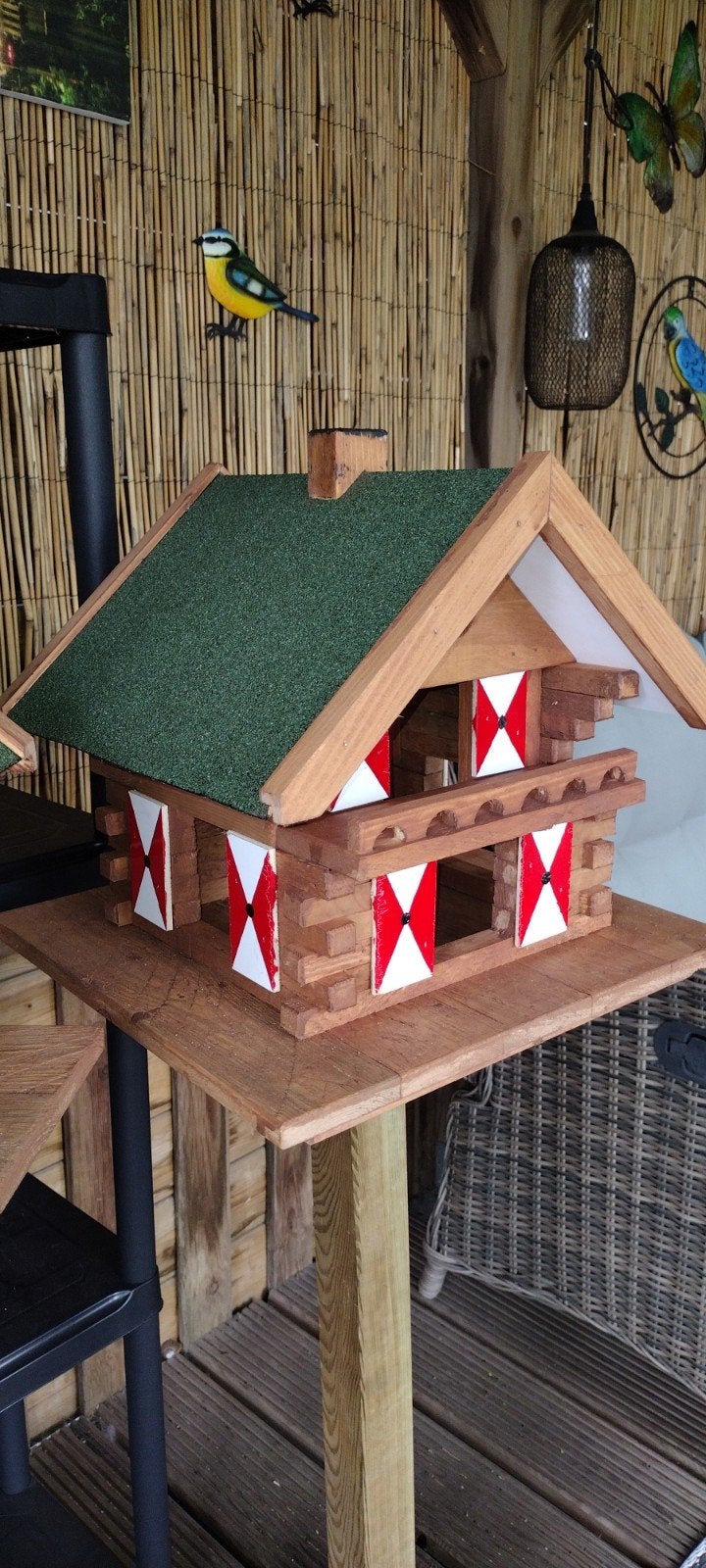 Unieke handgemaakte vogelhuisjes met standaard, Ophalen, Nieuw