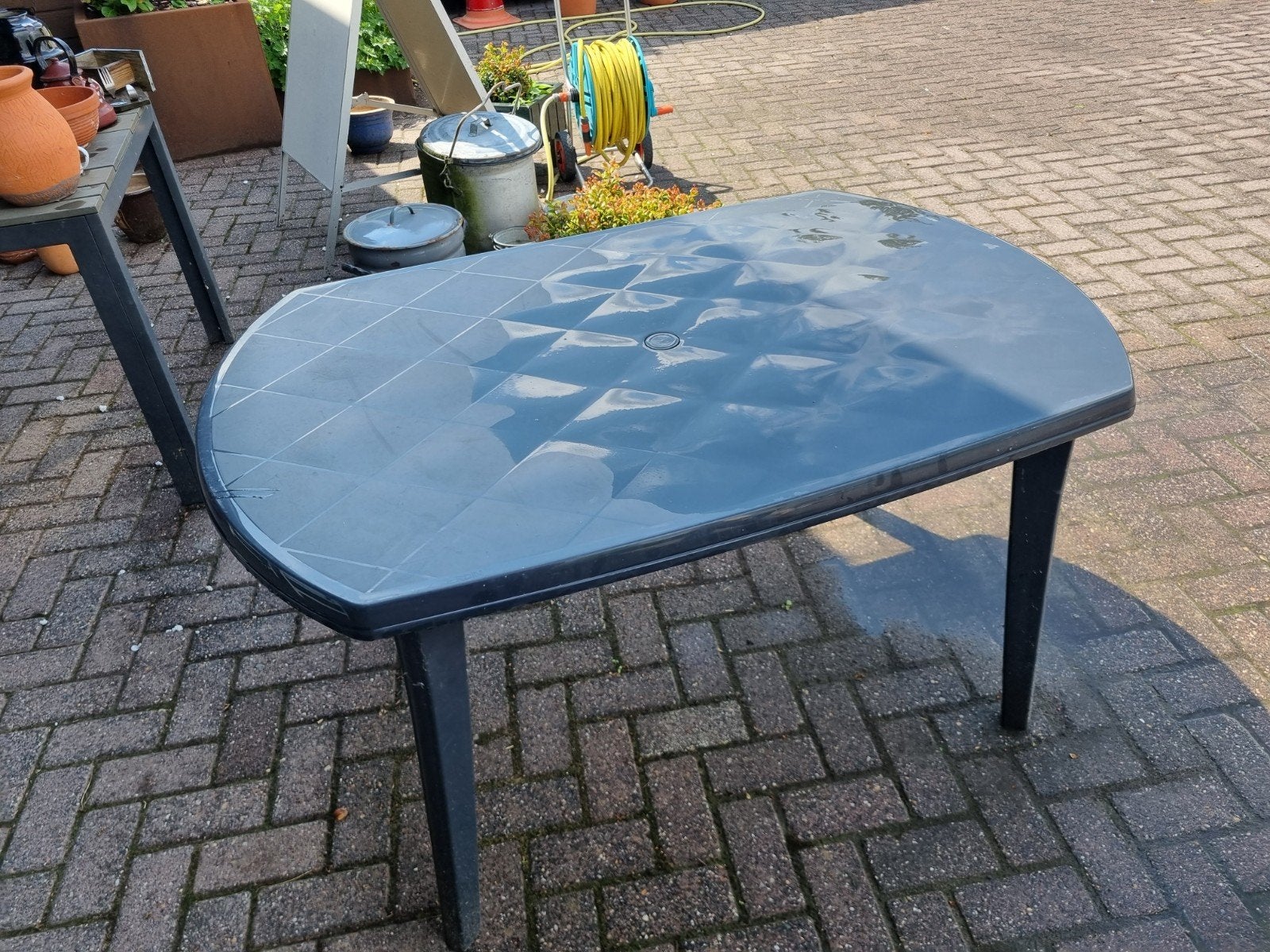 Nette kunststof tuintafel, Tuin en Terras, Tuintafels, Ophalen, Gebruikt, Rechthoekig, Kunststof