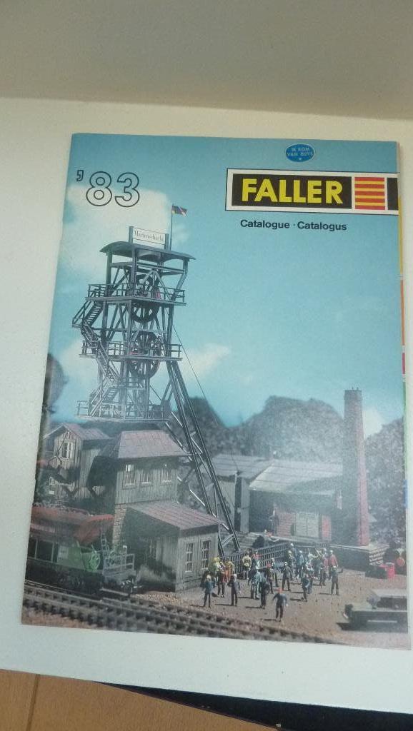 Faller catalogus 1983, Overige merken, Rheinstrasse 30 CH-4302 Augst, Gelijkstroom of Wisselstroom, Zo goed als nieuw