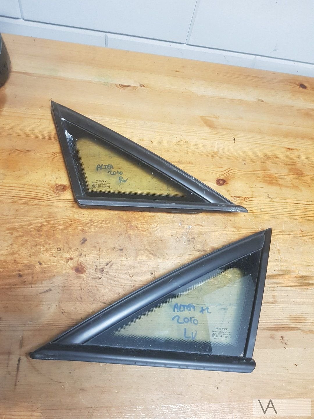 Seat Altea en Altea XL ruit driehoek vooraan rechts 20 euro, Gebruikt, -, -, Ophalen of Verzenden