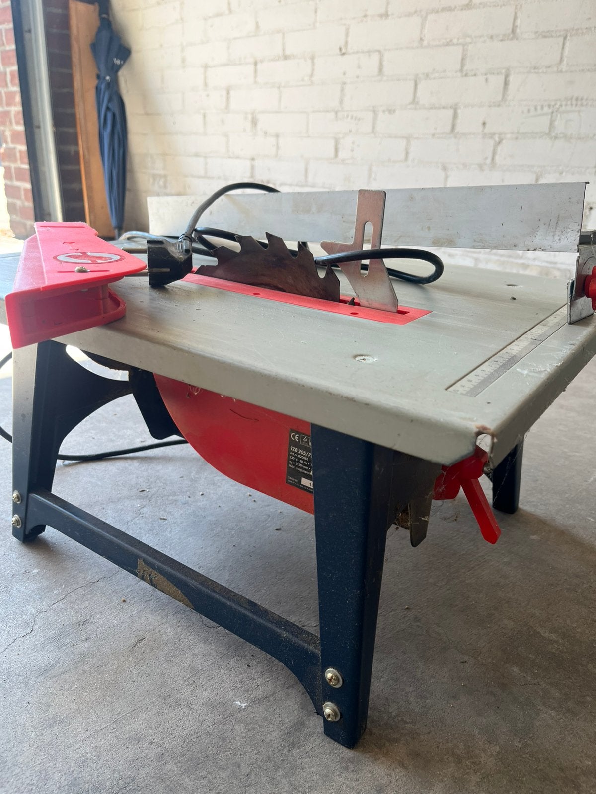 Zaagmachine zaagtafel, Ophalen, Gebruikt, Cirkelzaag, 30 tot 70 mm