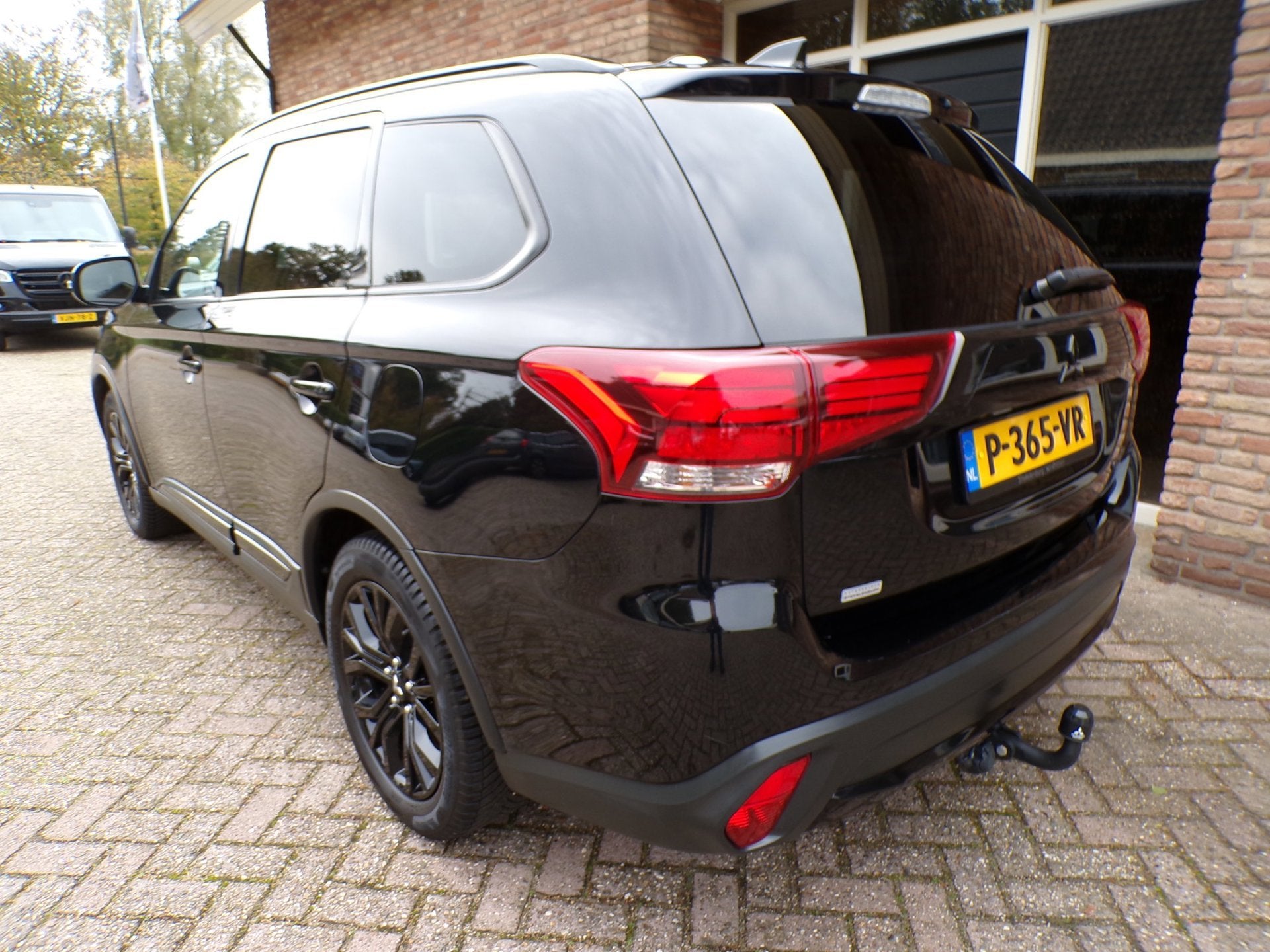 Mitsubishi Outlander 2.0 Instyle Automaat / Navi /Schuifdak, Auto's, Stof, 4 cilinders, 150 pk, 1435 kg