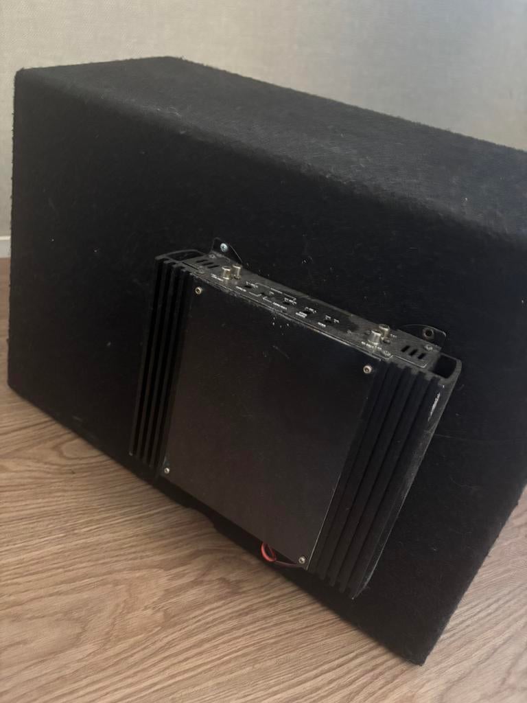 Subwoofer jbl basspro 12, Ophalen of Verzenden, Zo goed als nieuw