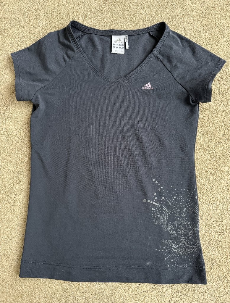 Shirtje Adidas, maat 36, Overige typen, Zo goed als nieuw, Maat 36 (S), Verzenden