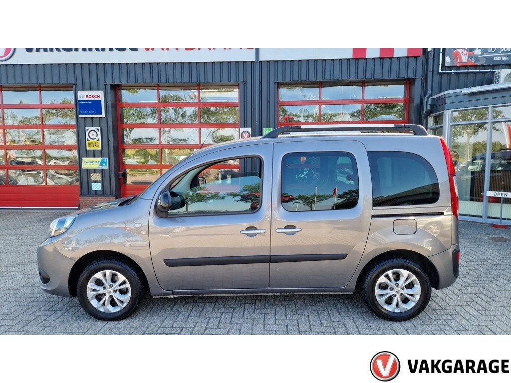 Renault Kangoo airco/trekhaak 1.2 TCe Limited S&S (bj 2017), Auto's, 1350 kg, 4 cilinders, Bedrijf, Handgeschakeld
