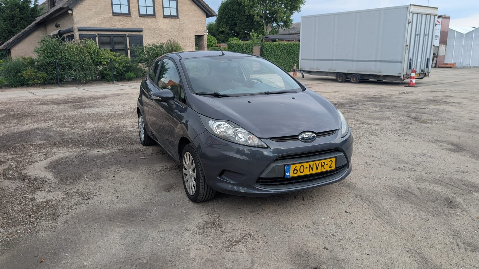 Ford Fiësta 1.25 44KW 3DR 2010 Grijs, Auto's, Ford, Voorwielaandrijving, Stof, 4 cilinders, Origineel Nederlands