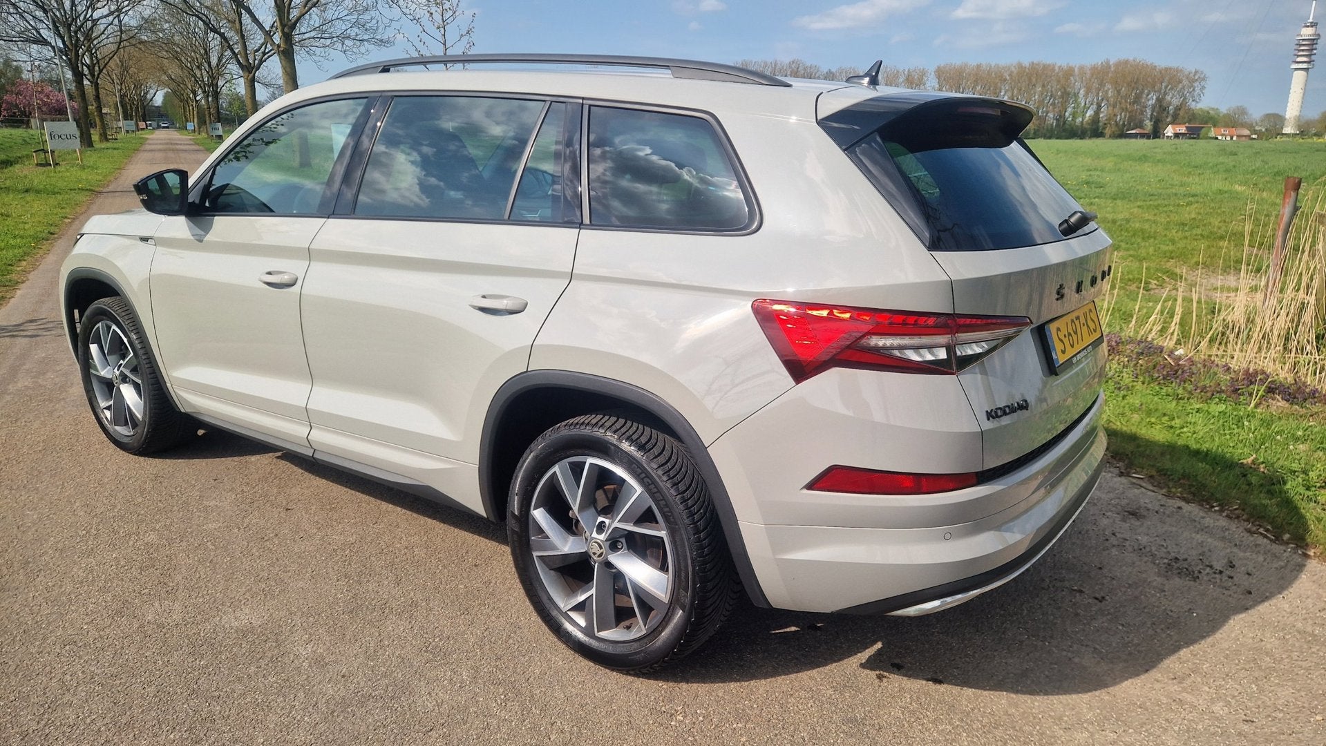 Skoda Kodiaq 1.5 TSI Sportline Business, 1e eig dealer onder, Dealer onderhouden, Euro 6, 4 cilinders, 150 pk