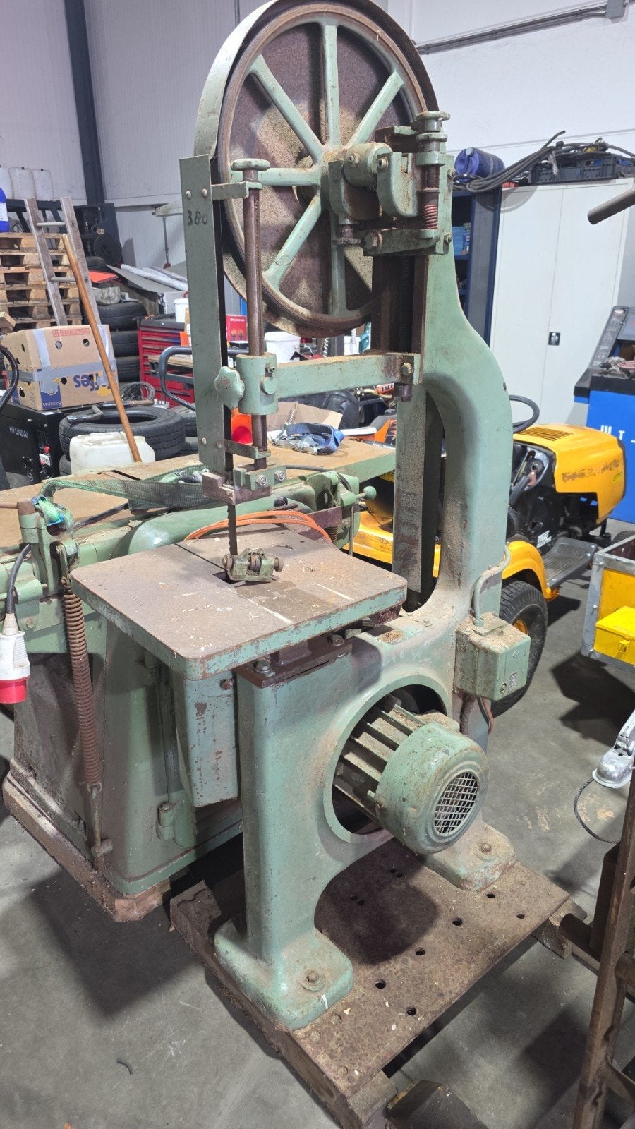 Pro. lintzaagmachine 380V, Gebruikt, Onbekend, 70 mm of meer, Ophalen of Verzenden