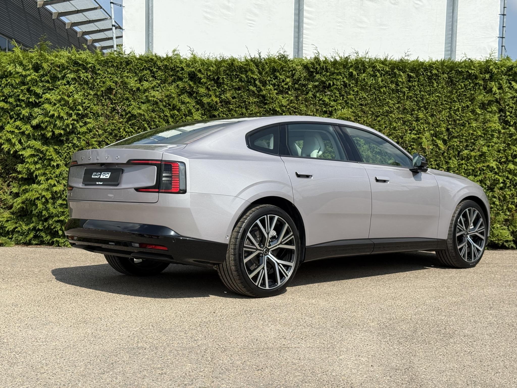 Volvo ES90 Single Motor Extended Range Ultra 92 kWh, Auto's, Volvo, Automaat, Achterwielaandrijving, 662 km, Met garantie (alle)