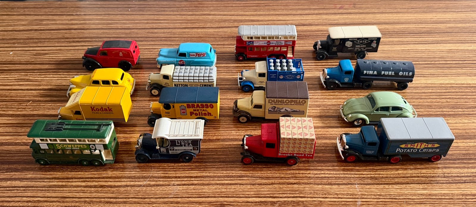 Lledo Days Gone Diecast Modelauto's - Set van 15, Ophalen, Gebruikt