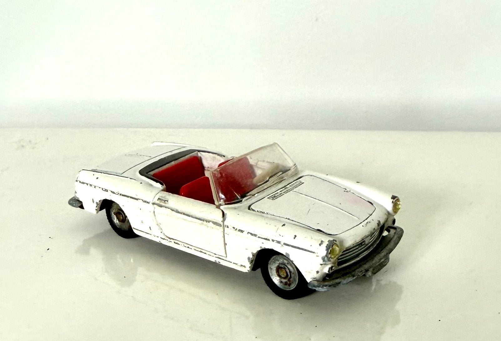 Dinky Toys Peugeot 404 cabrio Pininfarina made France, Verzenden, Gebruikt, Auto, Dinky Toys