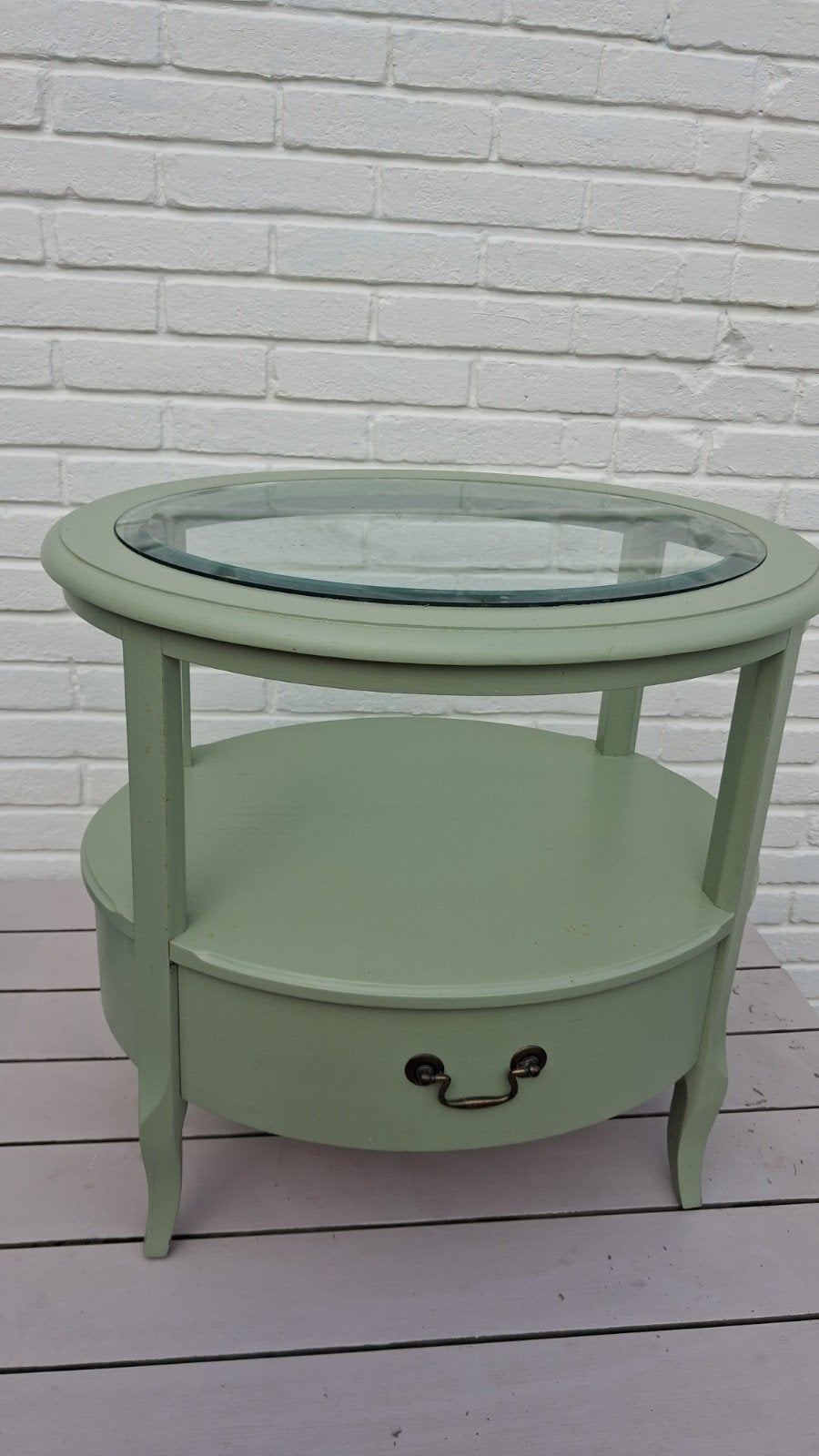 Ovale bijzettafel met lade en glazen geslepen blad, Ophalen, Minder dan 50 cm, Gebruikt, Ovaal