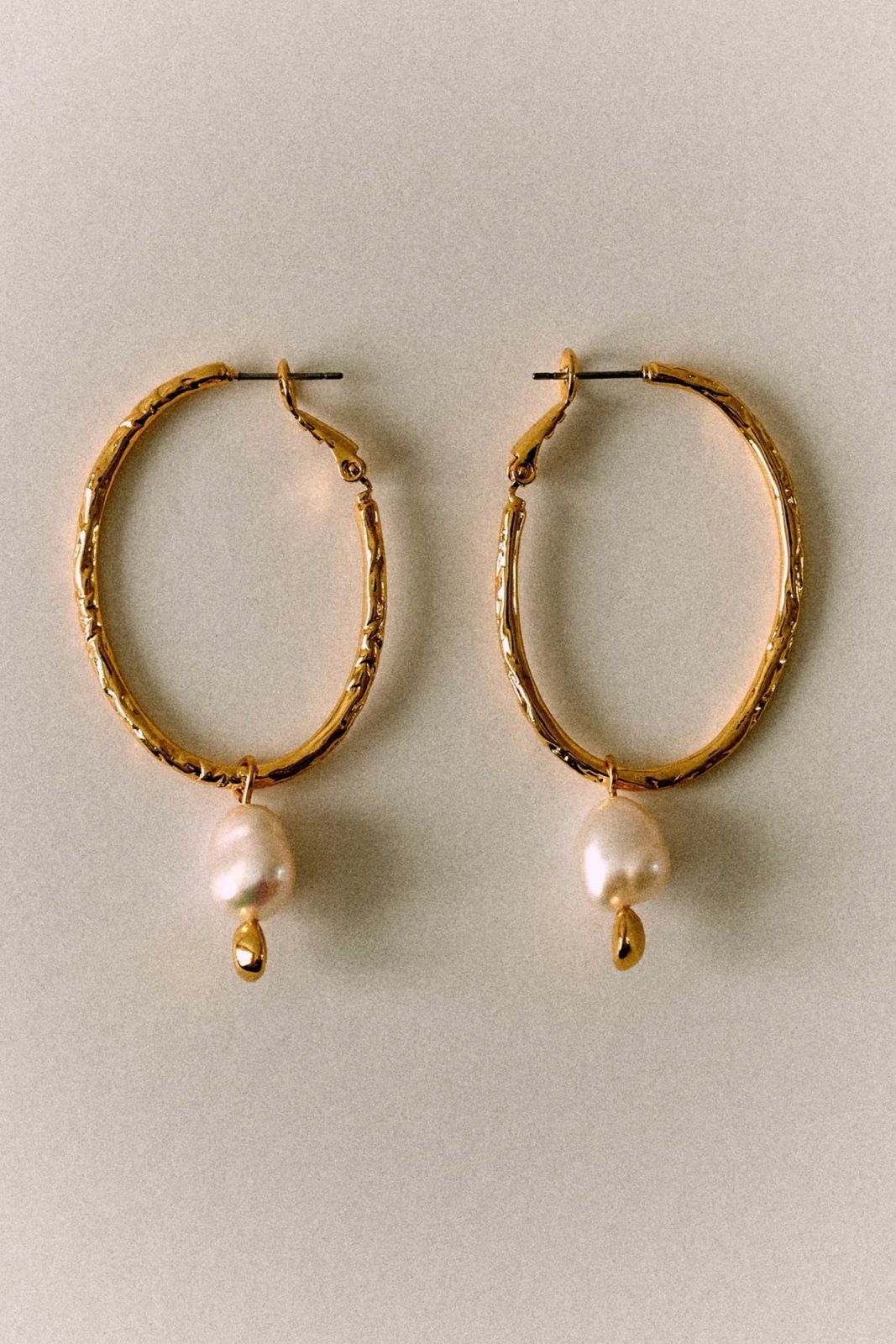 Sessùn fantastische 18k vergulde oorbellen & zoetwaterparel, Sieraden, Tassen en Uiterlijk, Hangers, Nieuw, Ophalen of Verzenden