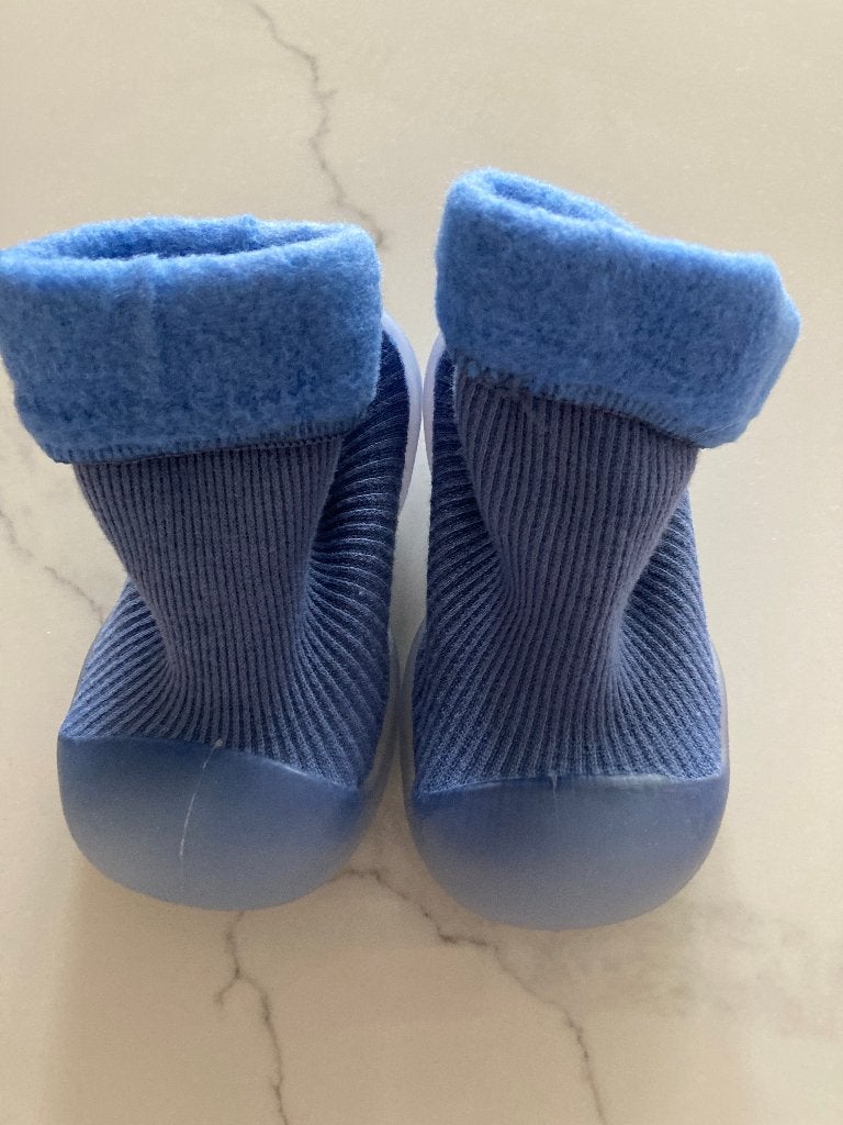 Nieuwe blauwe fleece babyschoentjes maat 22/23, Kinderen en Baby's, Schoentjes, Jongetje of Meisje, Ilewap, Nieuw