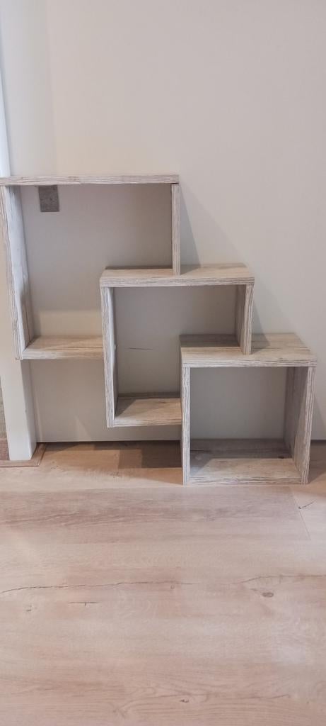 Wandmeubel met planken, Ophalen