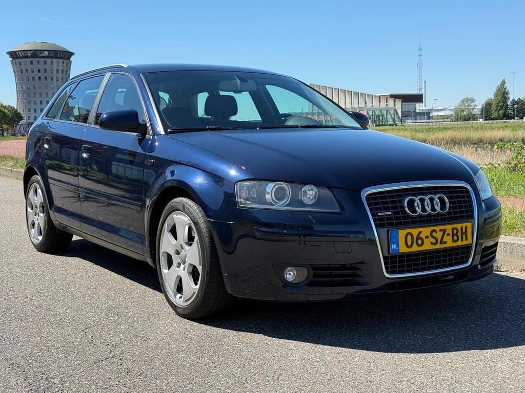 Audi A3 3.2 Sportback Quattro 184KW DSG 2006 Blauw, Automaat, 3189 cc, Blauw, Bruin
